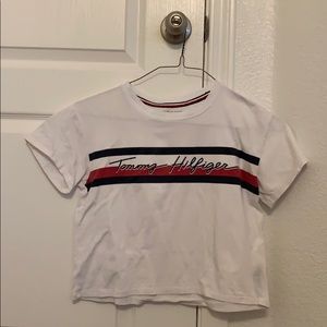 TOMMY HILFIGER white flowy cropped shirt!